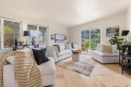 425 Alcalde Avenue, Monterey CA: https://media.crmls.org/mediaz/3a4d31a6-5de8-4066-9266-607ba6836550.jpg