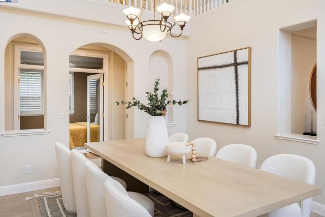 10828 Inspiration Cir, Dublin CA: https://media.crmls.org/mediaz/3a4da372-6fb0-4669-bb2b-c7a339bcb638.jpg