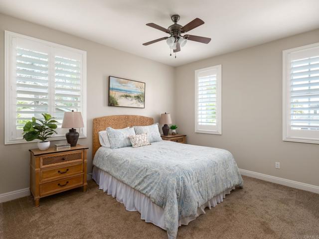 7076 Heron Cir, Carlsbad CA: https://media.crmls.org/mediaz/3a4e17e2-5244-4863-b936-ce45f0ad15cc.jpg