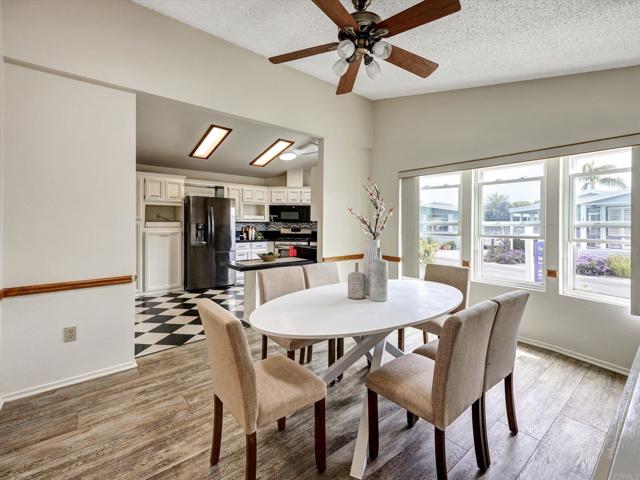 3462 Don Jose Drive, Carlsbad CA: https://media.crmls.org/mediaz/3a4e40fd-b71a-48af-aacc-ea47703fea70.jpg