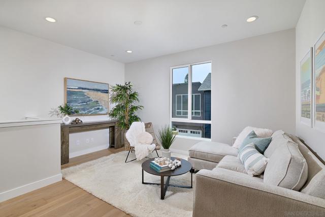 571 N Vulcan Ave, Encinitas CA: https://media.crmls.org/mediaz/3a4e4dea-362f-4416-8217-b2f5e1712145.jpg