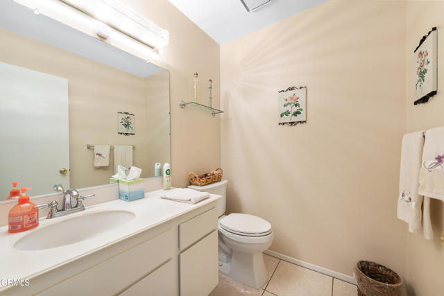 1404 Calle Lozano, Camarillo CA: https://media.crmls.org/mediaz/3a4e9901-8766-42cc-bfc0-589ffc7ade42.jpg