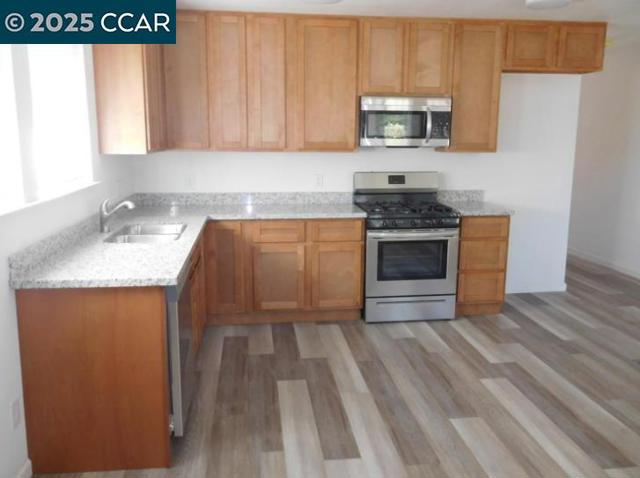 Image 1 of 12 For 121 Della St