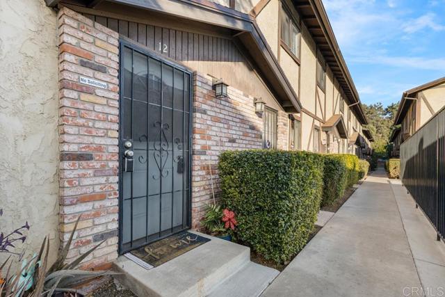 Detail Gallery Image 21 of 36 For 1632 Presioca St #12,  Spring Valley,  CA 91977 - 2 Beds | 1/1 Baths