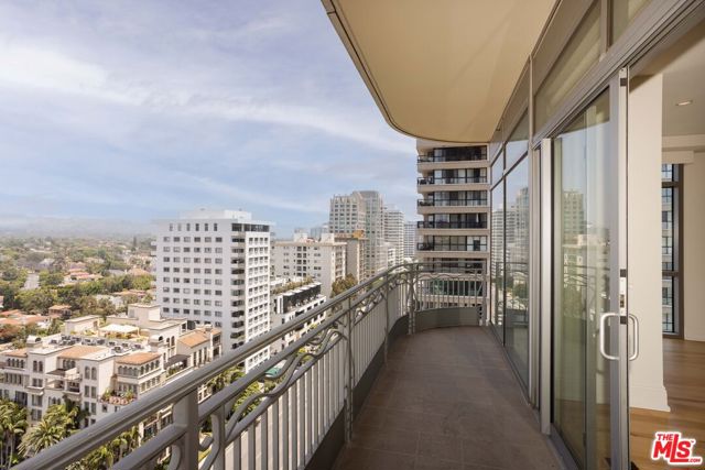 Image 3 for 10800 Wilshire Blvd #1402, Los Angeles, CA 90024