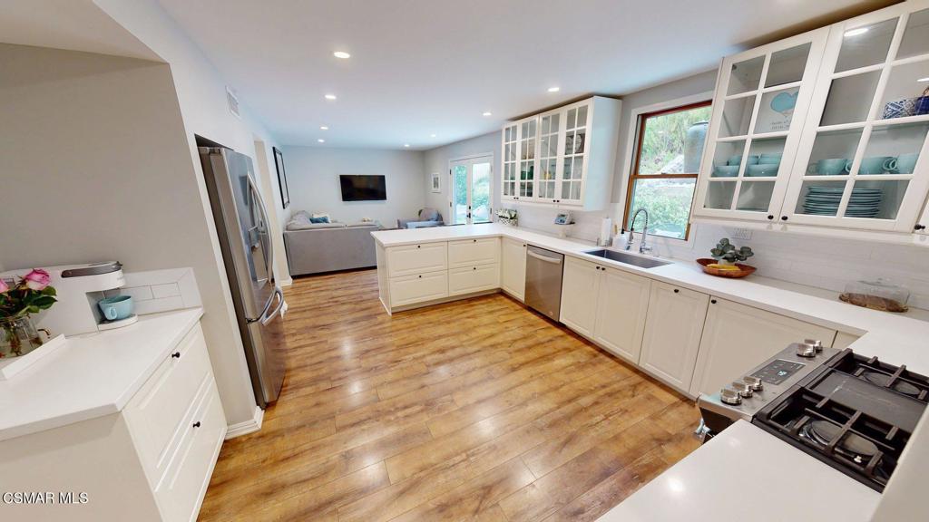 MLS #225003775 img 8