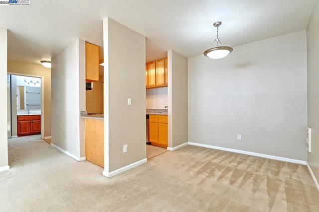 3300 Wolcott Cmn, Fremont CA: https://media.crmls.org/mediaz/3a560c4a-2f34-4fcf-848e-43344993fa7d.jpg