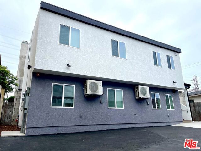 2602 Carnegie Lane, Redondo Beach CA: https://media.crmls.org/mediaz/3a560e86-6ada-4831-bd9f-867e667ac2b2.jpg