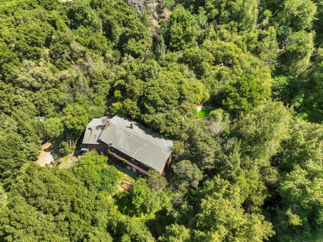 16870 Quarry Road, Los Gatos CA: https://media.crmls.org/mediaz/3a57307e-5b32-44a7-87af-5217d451eb6d.jpg