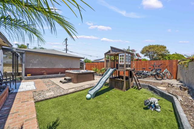 657 Fig St, Chula Vista CA: https://media.crmls.org/mediaz/3a57a72a-331e-4dfd-8d50-ba6ecfbda7b1.jpg