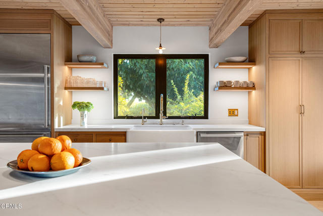 Detail Gallery Image 17 of 50 For 1015 W El Roblar Dr, Ojai,  CA 93023 - 4 Beds | 2 Baths