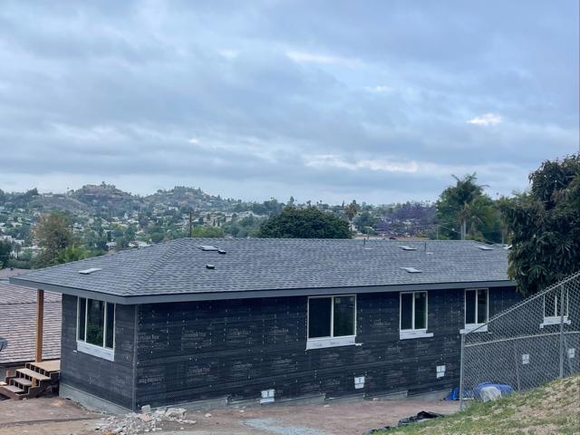 3335 37 S Barcelona St., Spring Valley CA: https://media.crmls.org/mediaz/3a57d71a-8617-4694-a275-3ae6a93aac48.jpg