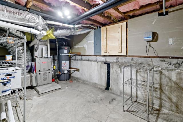 2030 Sand Hill Road, Menlo Park CA: https://media.crmls.org/mediaz/3a57f811-8da6-4e13-b5a7-b5ce3edcb081.jpg