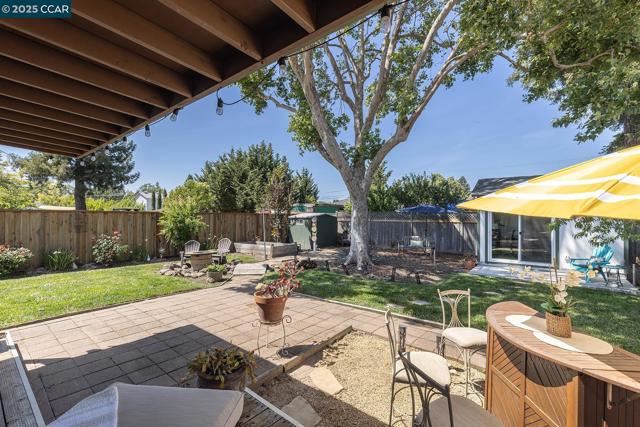 28 WESTWOOD, Napa CA: https://media.crmls.org/mediaz/3a5a154e-d649-41ab-acbf-4c9efbeffe01.jpg