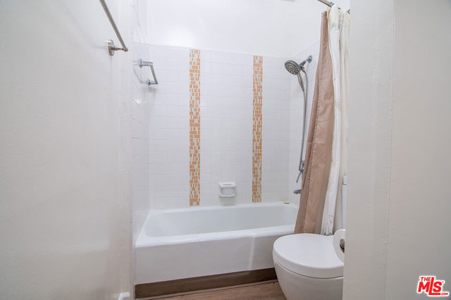 2 Bed Home for Sale in Culver City, California