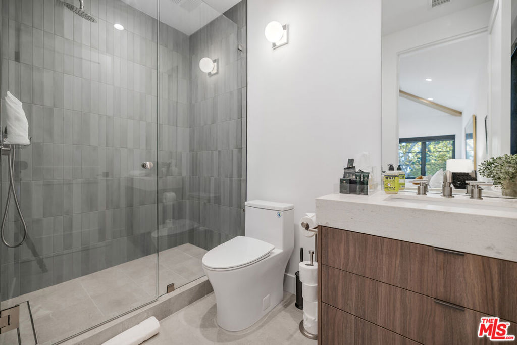 MLS #25619907 image #33