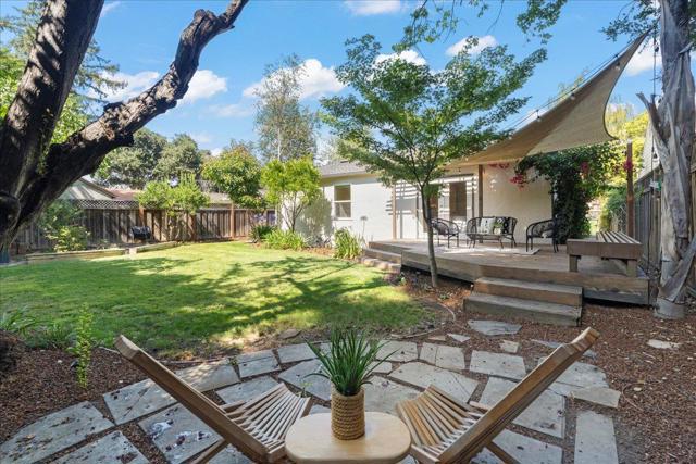 197 S Leigh Avenue, Campbell CA: https://media.crmls.org/mediaz/3a5b6b32-abb0-44f8-890e-6147eb11c358.jpg