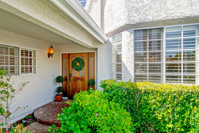 Detail Gallery Image 4 of 45 For 1480 Forest Knoll Dr, Oak Park,  CA 91377 - 4 Beds | 3 Baths