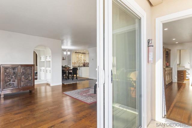 2244 2nd Avenue, San Diego CA: https://media.crmls.org/mediaz/3a5e1163-2911-4906-9bcf-475ef0cae4cf.jpg