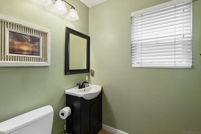 1655 Splitrail Dr., Encinitas CA: https://media.crmls.org/mediaz/3a5e40b3-1928-4faa-b4b6-5af55d7f9902.jpg