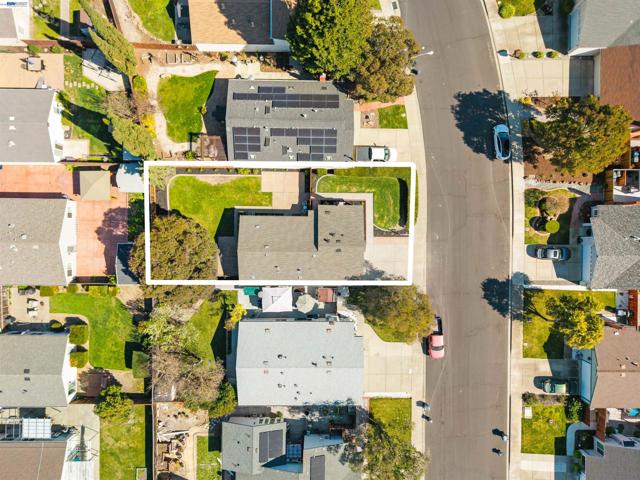 Image 47 of 53 For 4138 Bishop Pine Way