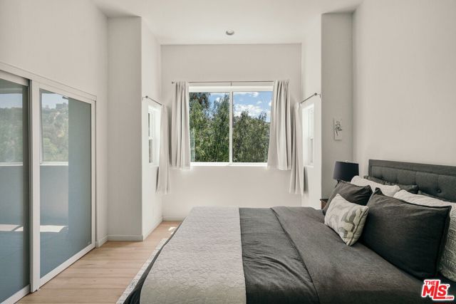 3646 Potosi Avenue, Studio City CA: https://media.crmls.org/mediaz/3a5e826f-2151-48b1-befe-1ca14eba2984.jpg