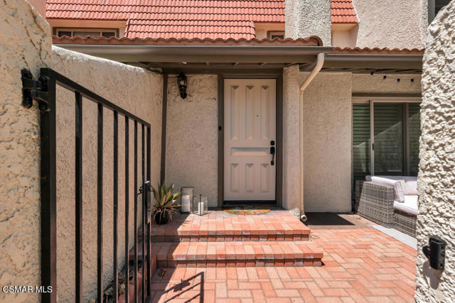 6217 Nita Avenue, Woodland Hills CA: https://media.crmls.org/mediaz/3a5f9775-b60b-4899-8ba1-afa29b3af9e4.jpg