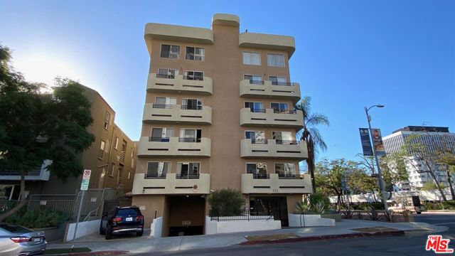 701 S Kingsley Drive, Los Angeles CA: https://media.crmls.org/mediaz/3a603d3e-bce2-4bf7-9f76-024d8c6fd0b5.jpg