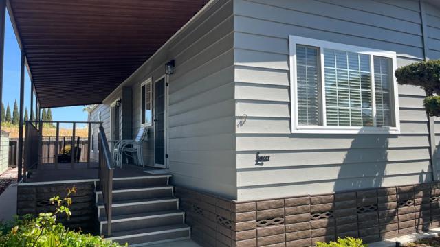 690 Persian Drive, Sunnyvale CA: https://media.crmls.org/mediaz/3a605ebb-e716-4982-8838-8ed6e26a3e88.jpg