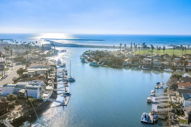 Detail Gallery Image 35 of 49 For 2957 Seaview Ave, Ventura,  CA 93001 - 5 Beds | 3 Baths