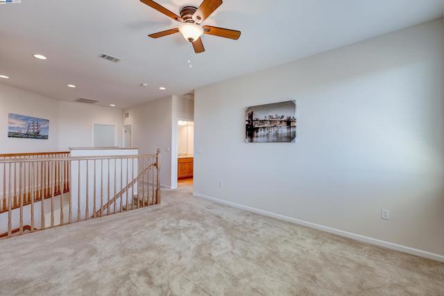 2528 AMANTEA WAY, Dublin CA: https://media.crmls.org/mediaz/3a614eb3-2855-4e7d-9788-97a26a2fc548.jpg