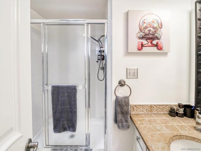 4804 La Villa Marina, Marina del Rey CA: https://media.crmls.org/mediaz/3a620350-46f5-4f10-bbd2-a57f5b34d4ca.jpg