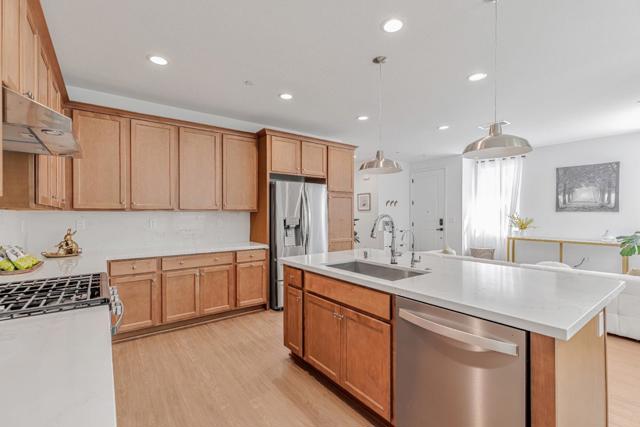 5565 Holly Bay Avenue, Dublin CA: https://media.crmls.org/mediaz/3a6244c9-fb67-44fb-8cae-c29148b005bd.jpg