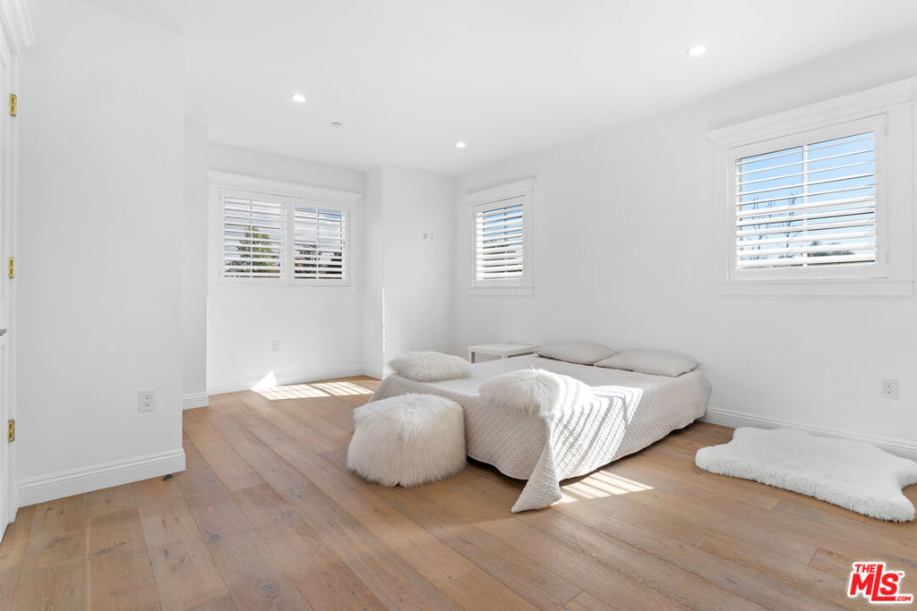 5235 Sylmar AvenueSherman Oaks img 39