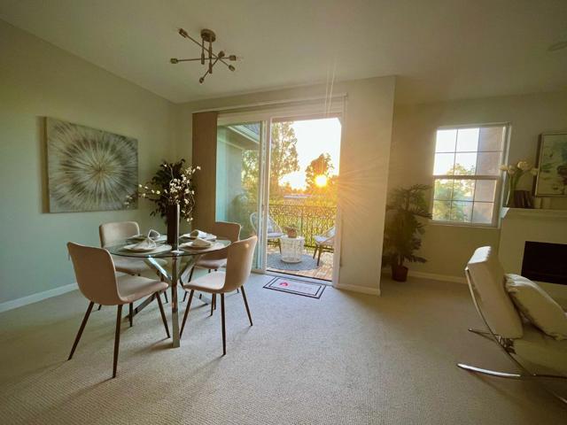 550 El Camino Real, Burlingame CA: https://media.crmls.org/mediaz/3a628408-6697-48e3-a698-82ec03b0e2cf.jpg