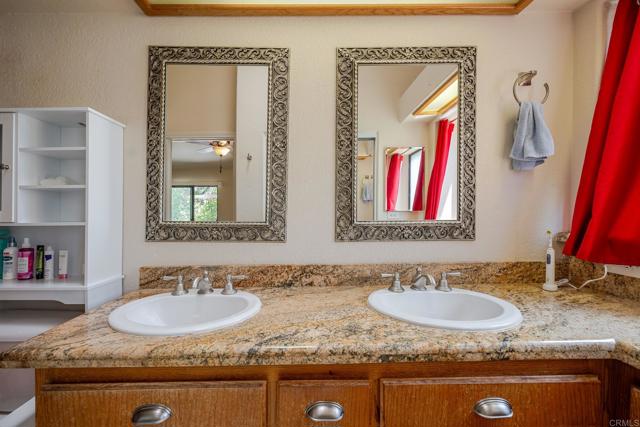 Detail Gallery Image 13 of 27 For 30377 Callejo Feliz Ter, Valley Center,  CA 92082 - 3 Beds | 2 Baths