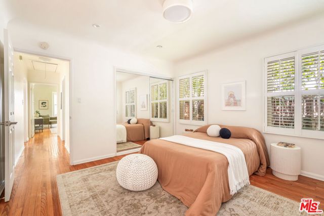 2590 Armacost Avenue, Los Angeles CA: https://media.crmls.org/mediaz/3a6367d5-c5da-4697-80ff-175cf8bdd215.jpg