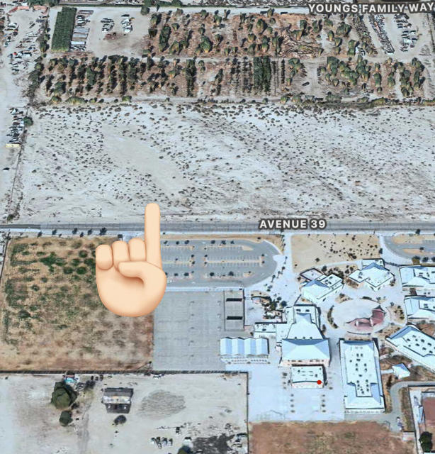 79650 Avenue 39, Indio CA: https://media.crmls.org/mediaz/3a65672a-e600-405f-beed-917bdd23a1a4.jpg
