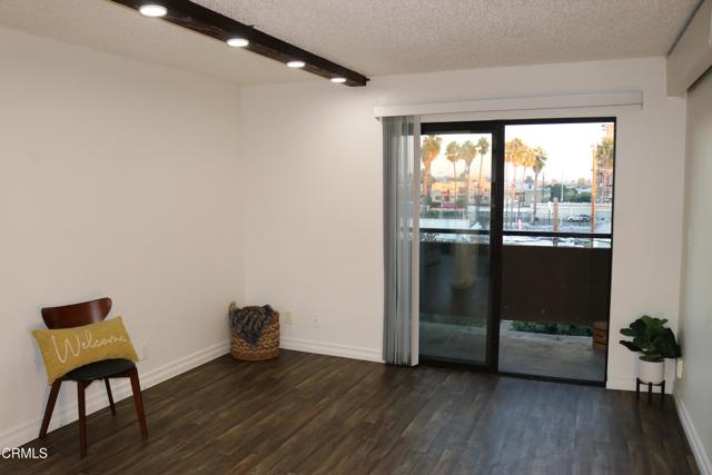 Detail Gallery Image 6 of 37 For 1450 Locust Ave #425,  Long Beach,  CA 90813 - 1 Beds | 1 Baths