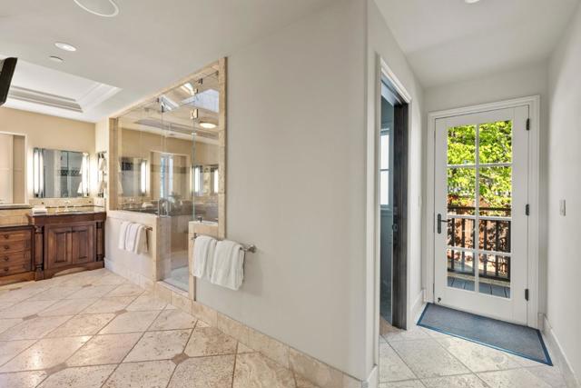 15985 Shannon Road, Los Gatos CA: https://media.crmls.org/mediaz/3a65f45b-1497-4cd6-b03e-9c339ae3887a.jpg