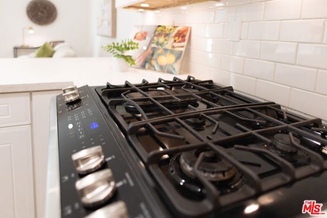 5901 Canterbury Drive, Culver City CA: https://media.crmls.org/mediaz/3a664b5f-27b0-45bf-ba68-be3be973dea6.jpg