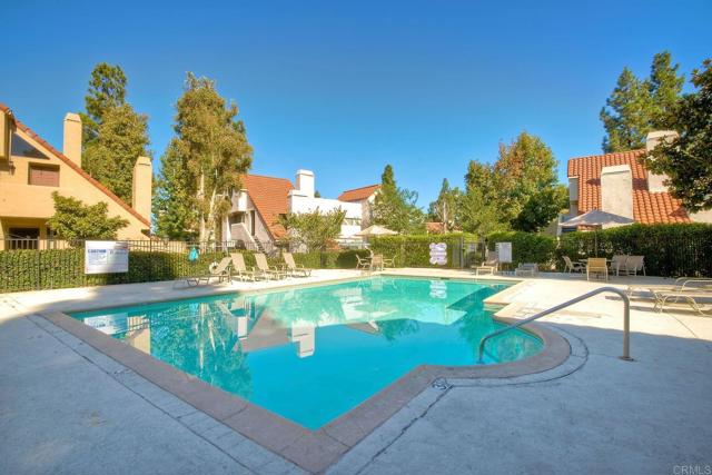 11840 Caminito Ronaldo, San Diego CA: https://media.crmls.org/mediaz/3a665095-bee7-41b6-b41a-7c6a363a4e17.jpg