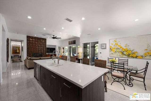 2160 N Hermosa Drive, Palm Springs, CA 92262