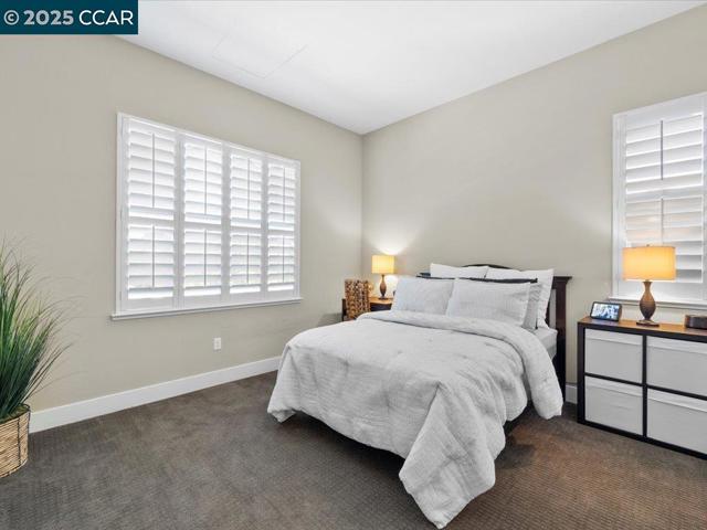 1927 Vintage Cir, Brentwood CA: https://media.crmls.org/mediaz/3a666e20-9246-4cfb-bfa6-c7e86c0b8738.jpg