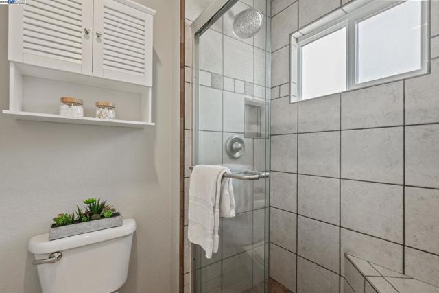 2682 Pickfair Ln, Livermore CA: https://media.crmls.org/mediaz/3a668338-66d3-4bfb-b8df-8fd737983c89.jpg