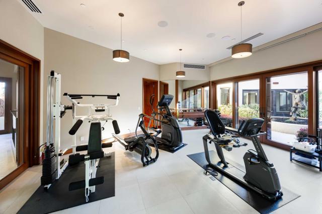 27500 La Vida Real, Los Altos Hills CA: https://media.crmls.org/mediaz/3a66e27a-3b73-47f9-bea0-53dddbb9d36b.jpg