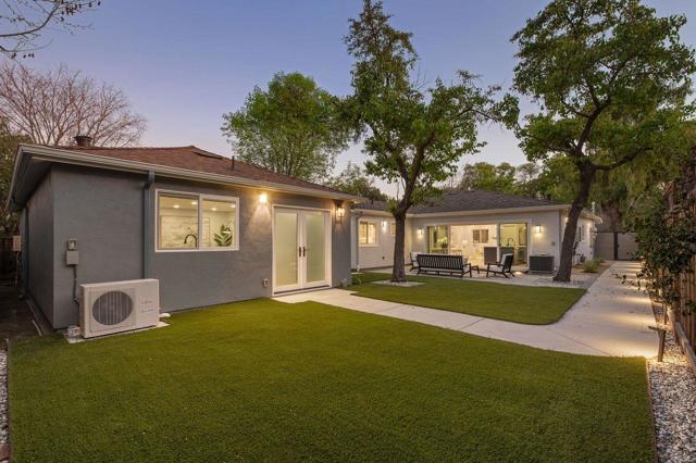 Image 1 of 25 For 1950 Hackett Avenue