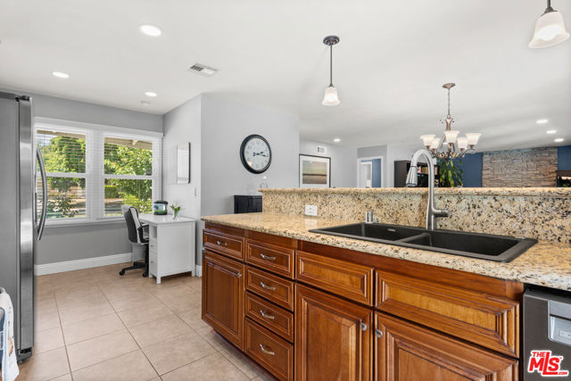 22928 Vose Street, West Hills CA: https://media.crmls.org/mediaz/3a69b64d-2420-47bd-8968-1ad5302f6a34.jpg