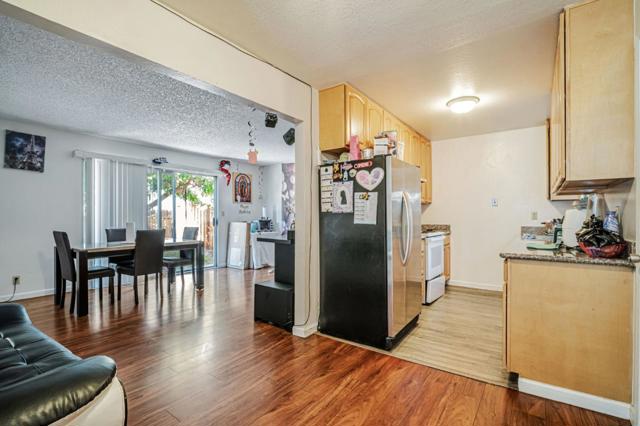 188 SUNSET Boulevard, Hayward CA: https://media.crmls.org/mediaz/3a69db6f-7294-4fdb-8a7c-13cb2237c6f8.jpg