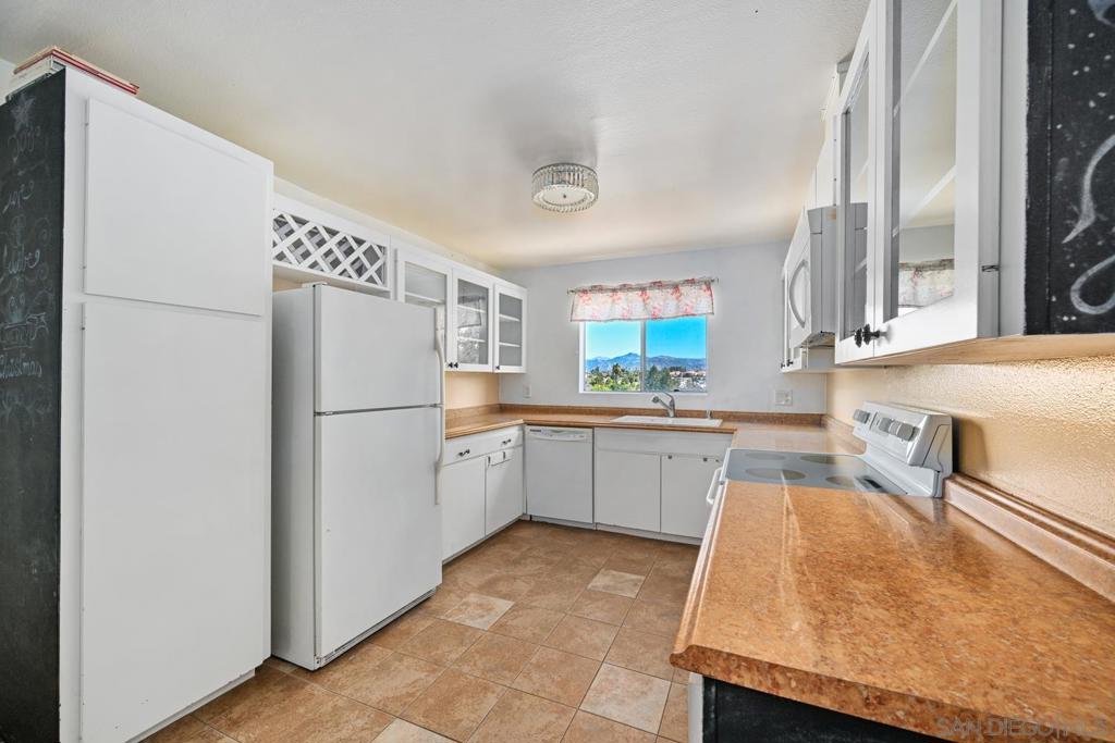 806 4th Ave - photo 15